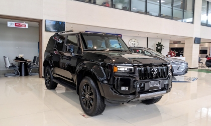 Chùm ảnh thực tế chiếc Land Cruiser Prado 2024 sớm nhất về Việt Nam